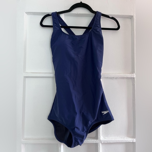 Navy SPEEDO 1 piece with tags - Picture 1 of 4